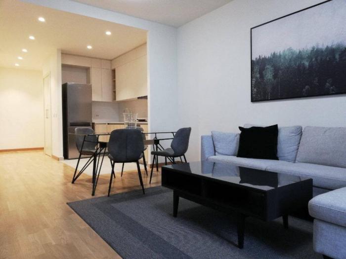 izdajem trosoban stan 85m2 beograd na vodi vista besplatni mali oglasi