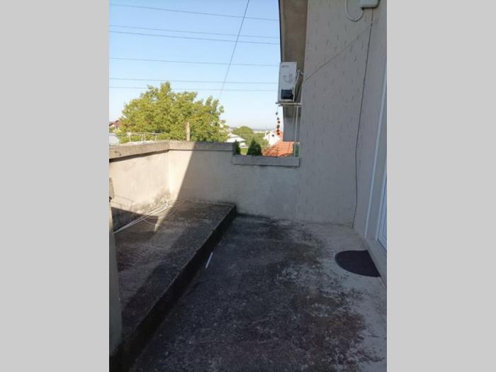 izdajem stan 50m2 braće jerković besplatni mali oglasi