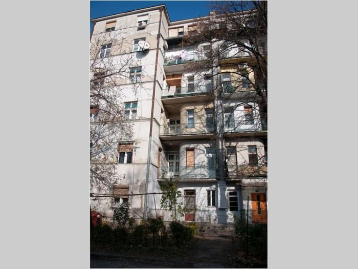 autokomanda, 3 0, 79(t), vpr 4, cg, salonac besplatni mali oglasi