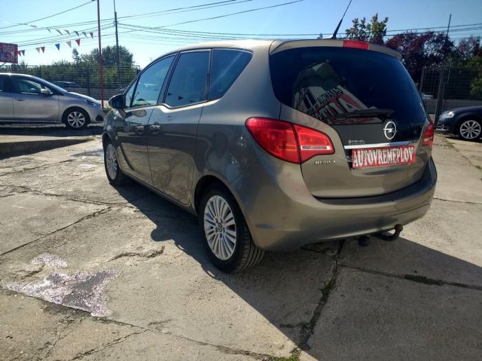 opel meriva 1 7 cdti besplatni mali oglasi