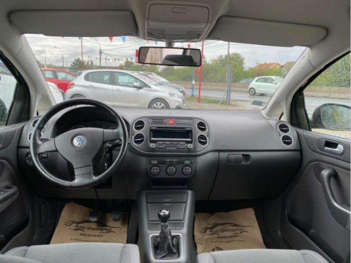 volkswagen golf plus 1 6 fsi besplatni mali oglasi