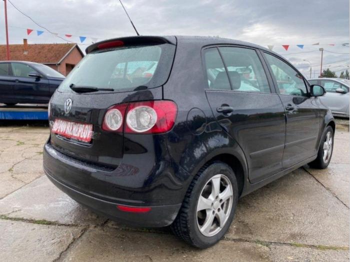 volkswagen golf plus 1 6 fsi besplatni mali oglasi