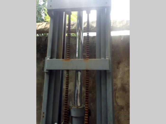 teretni lift prednji deo viljuškara besplatni mali oglasi