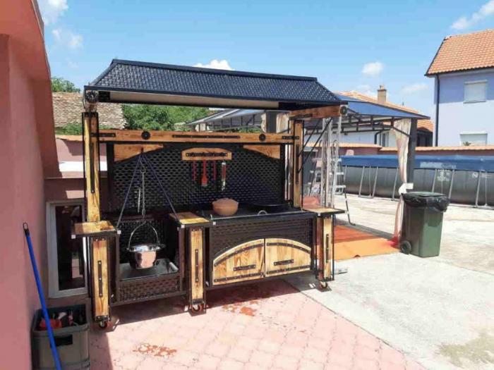 etno roštilj i ražnjevi u kombinaciji sa drvetom besplatni mali oglasi
