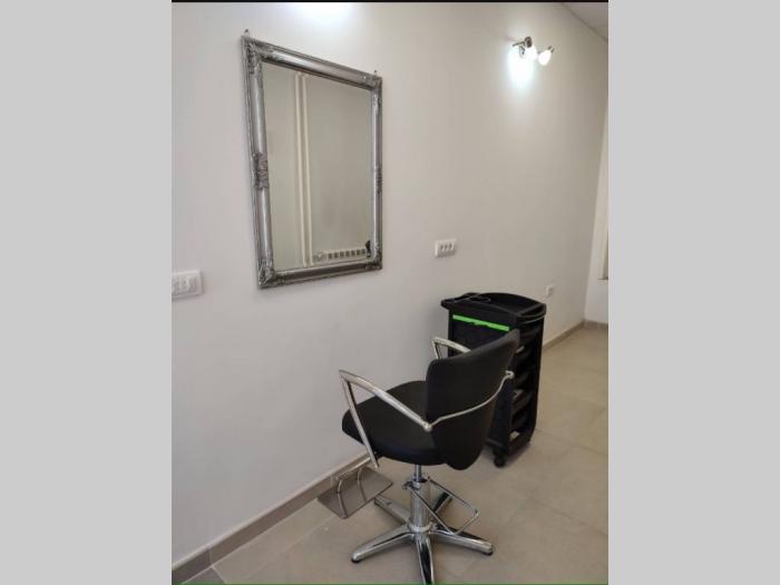 frizersko manikirski salon pančevo besplatni mali oglasi