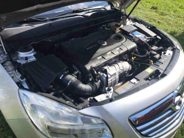 opel insignia 2 0 cdti 2011 godiste besplatni mali oglasi