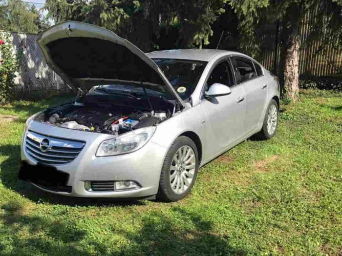 opel insignia 2 0 cdti 2011 godiste besplatni mali oglasi