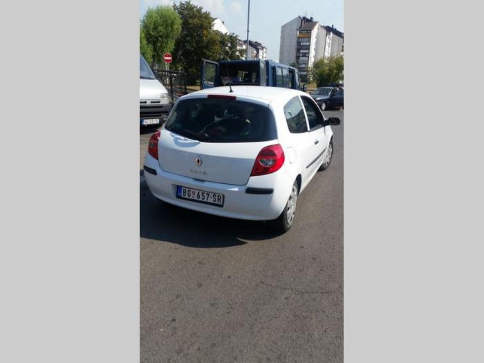 renault clio 1,5 dci, 2009 godište besplatni mali oglasi