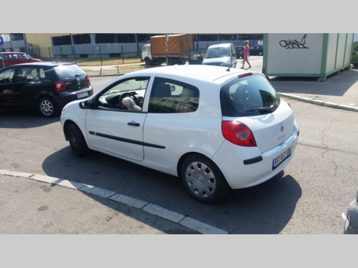 renault clio 1,5 dci, 2009 godište besplatni mali oglasi