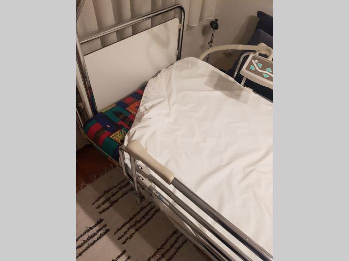 bolnički medicinski električni krevet hill rom besplatni mali oglasi