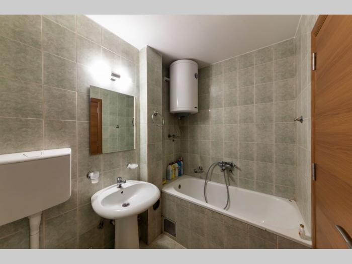 vračar, hram svetog save, šumatovačka, 80,45 m2 besplatni mali oglasi