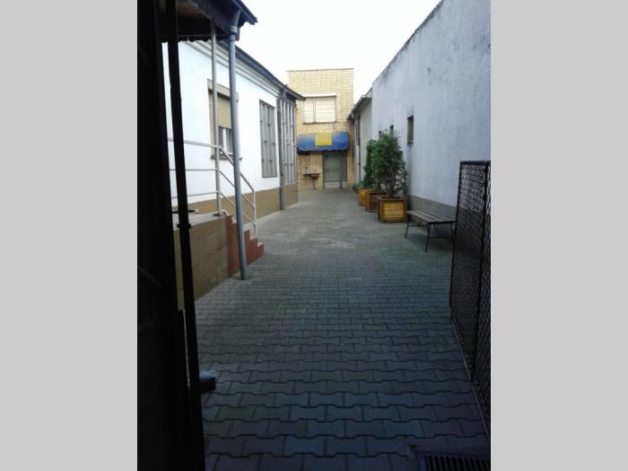 poslovno stambena zgrada sremska mitrovica besplatni mali oglasi