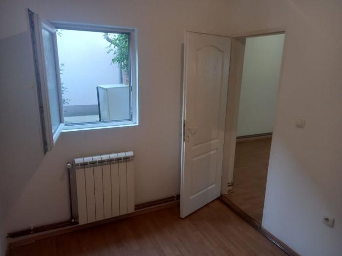 stan (jednosoban) beograd, bežanijska kosa besplatni mali oglasi