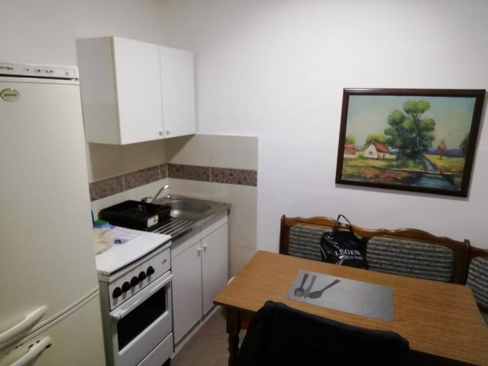 garsonjeru na banovom brdu orfelinova 30m2 besplatni mali oglasi