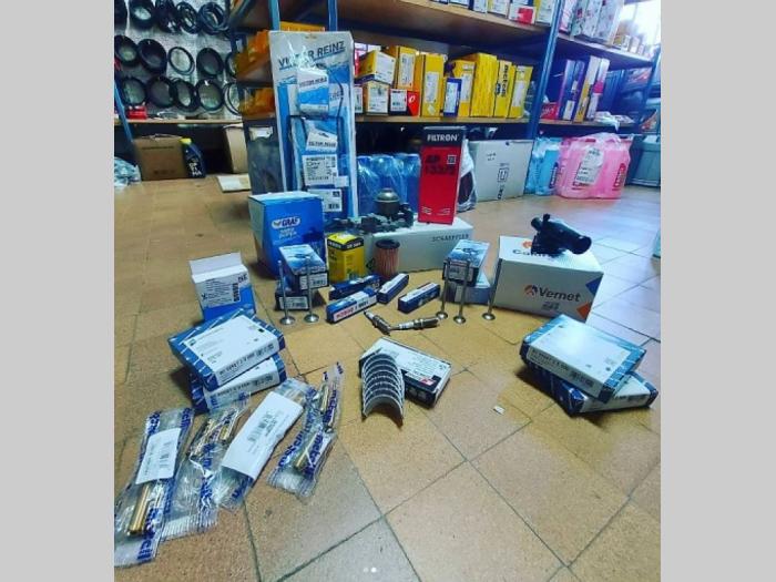 auto delovi surčin besplatni mali oglasi