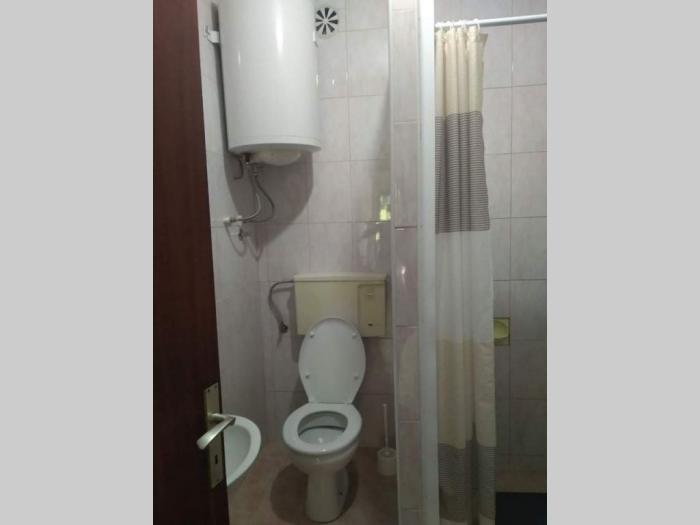 igalo izdajem sobe sa kupatilom besplatni mali oglasi