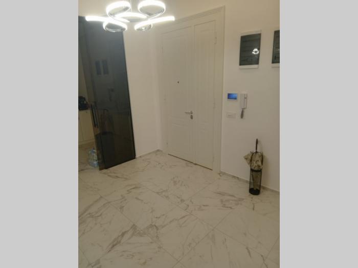 kod knez mihajlove, 4 0, 150(t), 2 6, l, cg, luksuzan besplatni mali oglasi