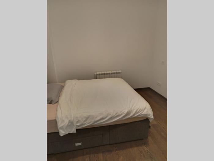 kod knez mihajlove, 4 0, 150(t), 2 6, l, cg, luksuzan besplatni mali oglasi