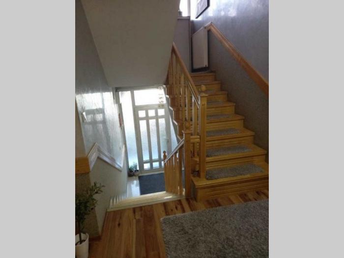 stambeno poslovni prostor na prodaju, 1km od centra grada kraljeva besplatni mali oglasi