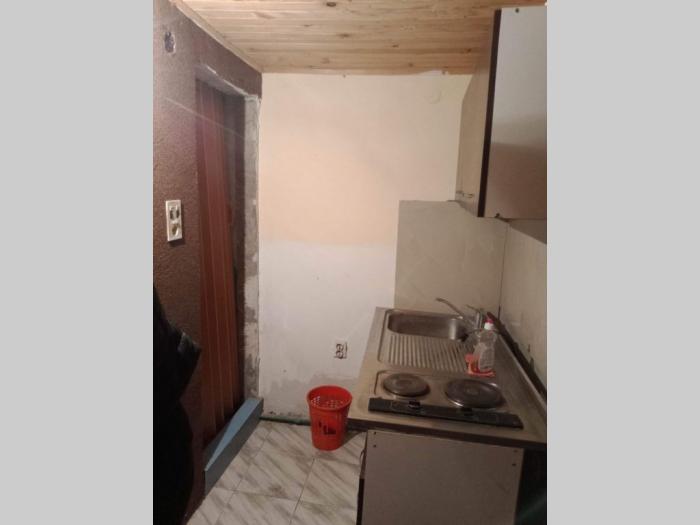 golubac, vinci, 47m2, prizemlje uknjižena besplatni mali oglasi