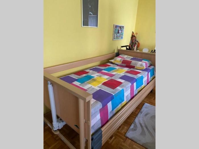 nemački krevet za osobe sa postebnim potrebama i invaliditetom burmeier  besplatni mali oglasi