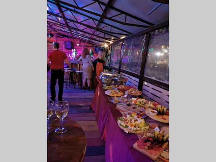 splav klub knjaz prodaja besplatni mali oglasi