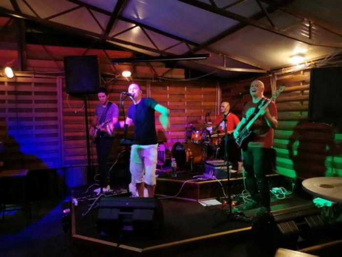 splav klub knjaz prodaja besplatni mali oglasi