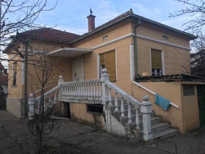 plac i kuća u svilajncu na izuzetnoj lokaciji besplatni mali oglasi