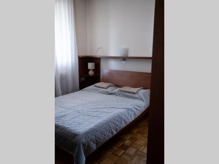 stan na novom beogradu, bežanijska kosa, 64 m2 besplatni mali oglasi