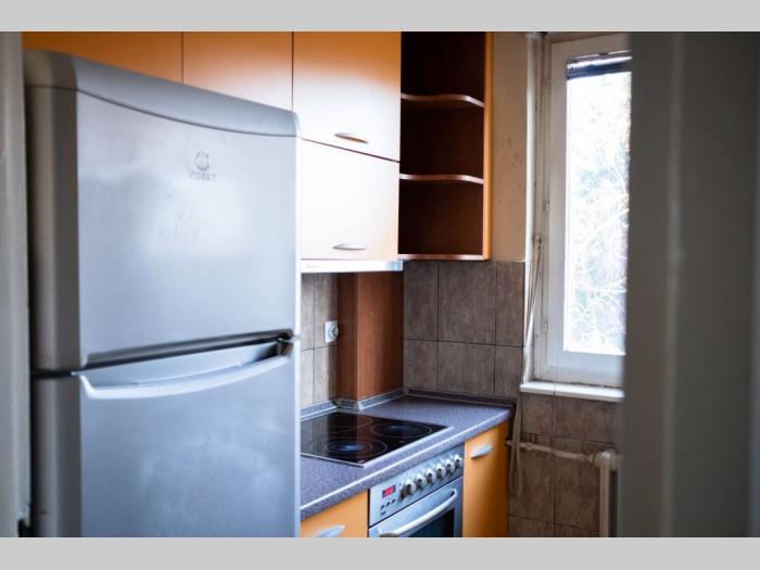 stan na novom beogradu, bežanijska kosa, 64 m2 besplatni mali oglasi