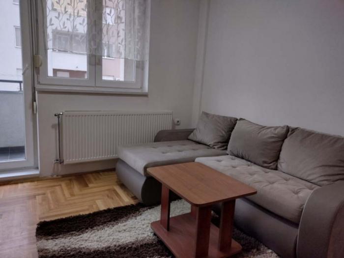jednoiposoban stan 40m2 petrovaradin besplatni mali oglasi