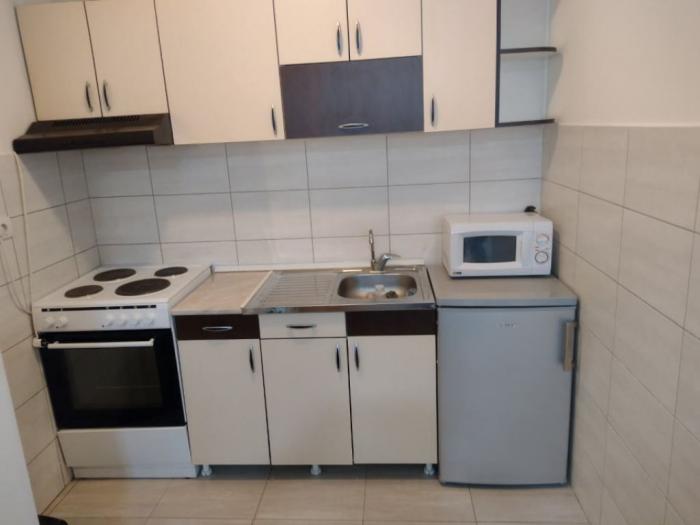 jednoiposoban stan 40m2 petrovaradin besplatni mali oglasi