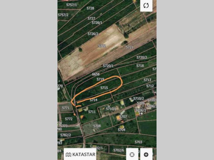placevi (dva placa) petrovaradin besplatni mali oglasi