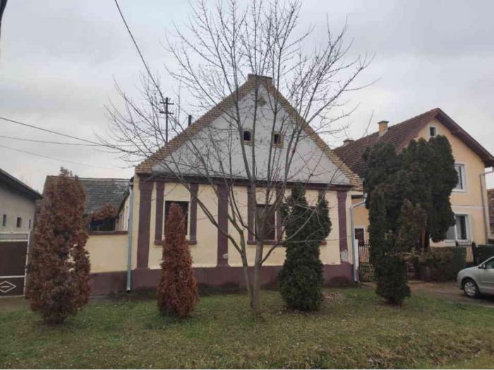 kuća u mladenovu besplatni mali oglasi