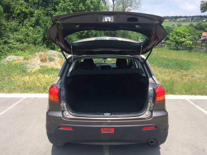 mitsubishi asx 1 8 di d 4wd intense besplatni mali oglasi