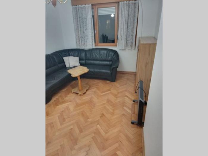 kanarevo brdo, 2 0, 50 2t, 2 4, cg, renoviran besplatni mali oglasi