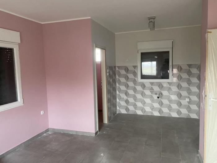 plac od 135 ari sa montažnom kućom sa 250 šljive stare 10 god ugrinovci, beograd besplatni mali oglasi