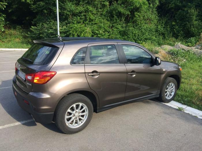 mitsubishi asx 1 8 di d 4wd intense besplatni mali oglasi