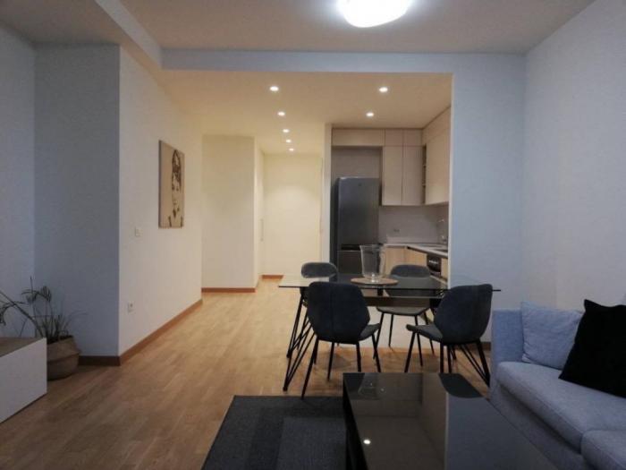 izdajem trosoba0n stan 85 m2, beograd na vodi vista besplatni mali oglasi