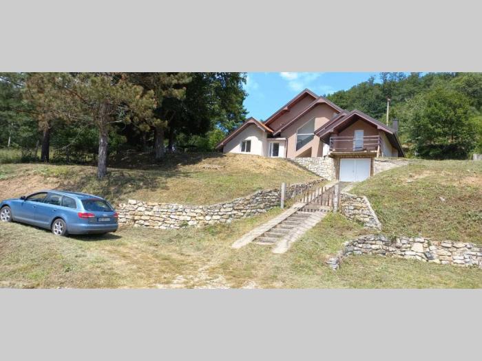 na prodaju hostel besplatni mali oglasi