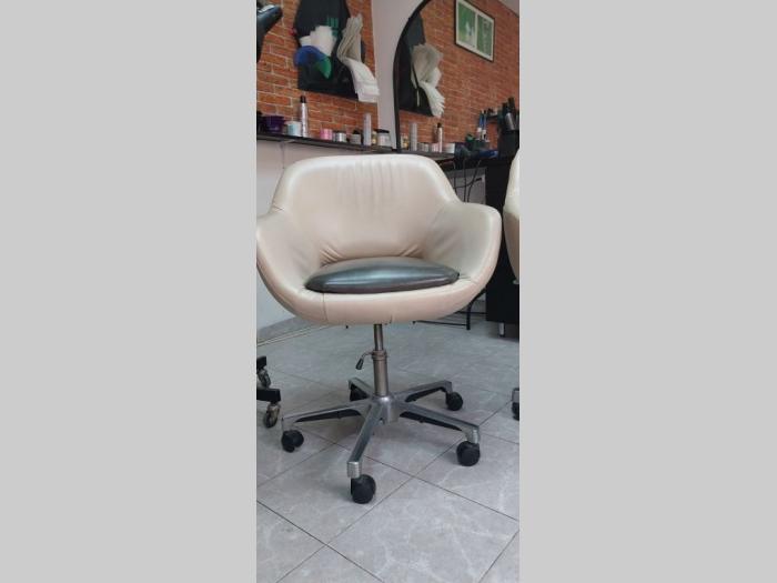 stolice za frizerski salon besplatni mali oglasi