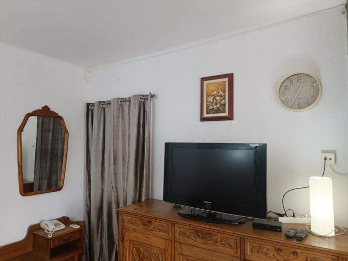 izdajem renoviran 1 0 površine 35m2 paviljoni, novi beograd besplatni mali oglasi