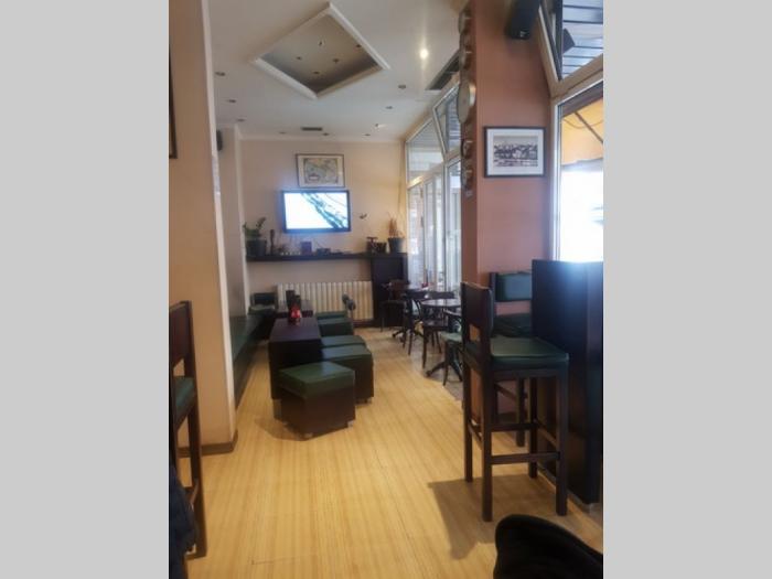 izdaje se kafe beli grad kod arene na duže besplatni mali oglasi