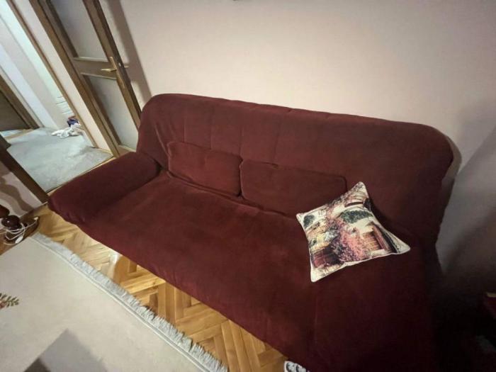 prodajem 2 kvalitetna troseda sa klik klak mehanizmom besplatni mali oglasi