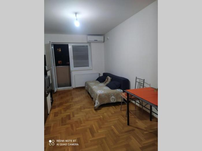 izdajem stan od 30 m2 u ulici kopernikova 42, novi sad besplatni mali oglasi