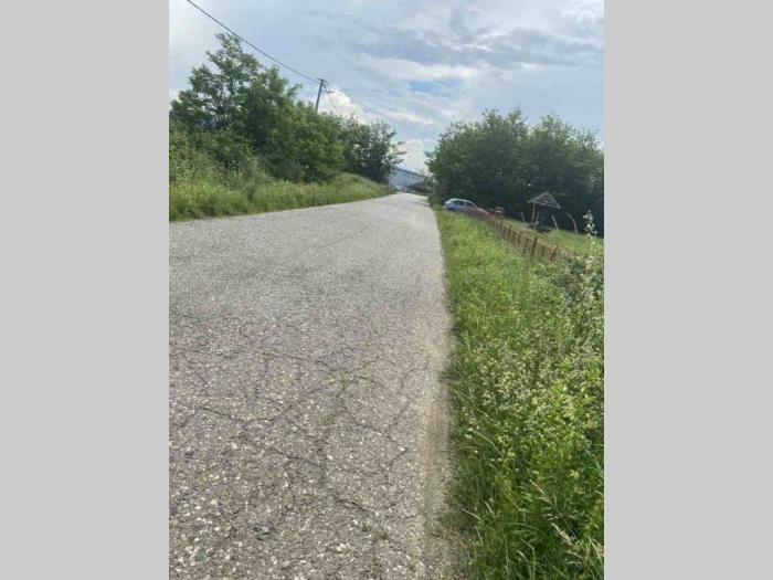 na prodaju je plac u cerovi kruševac besplatni mali oglasi