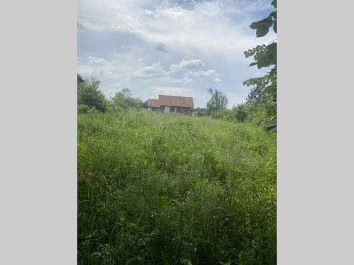 na prodaju je plac u cerovi kruševac besplatni mali oglasi
