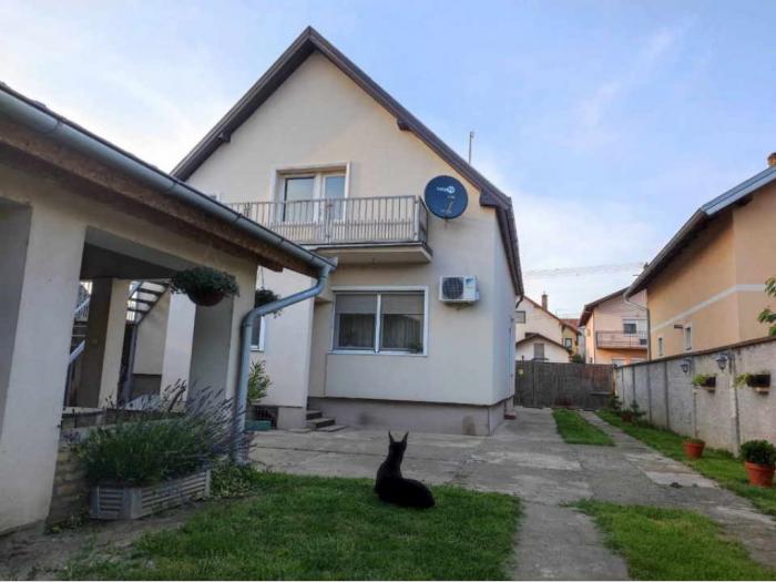 na prodaju porodična kuća kać besplatni mali oglasi