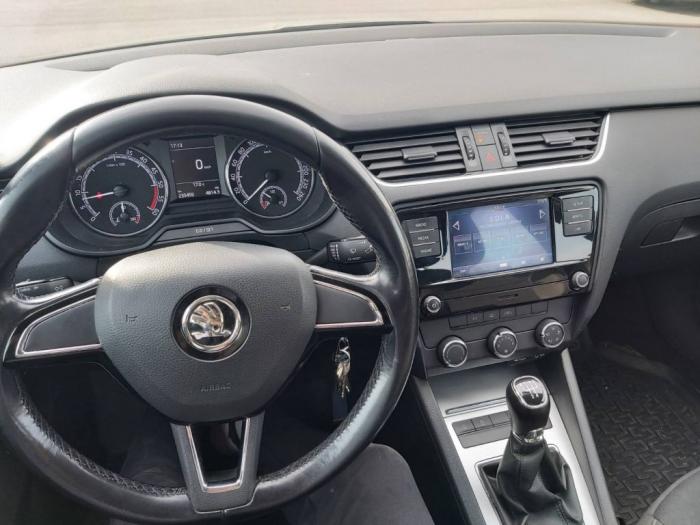 škoda octavia 2017 godište limuzina besplatni mali oglasi
