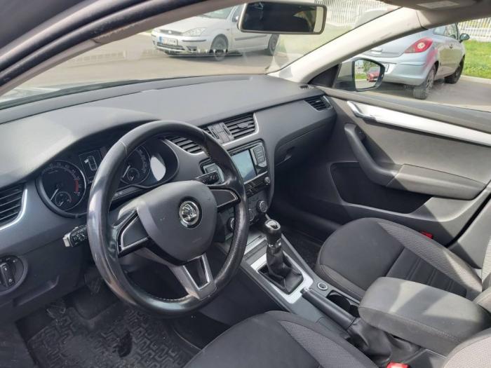 škoda octavia 2017 godište limuzina besplatni mali oglasi